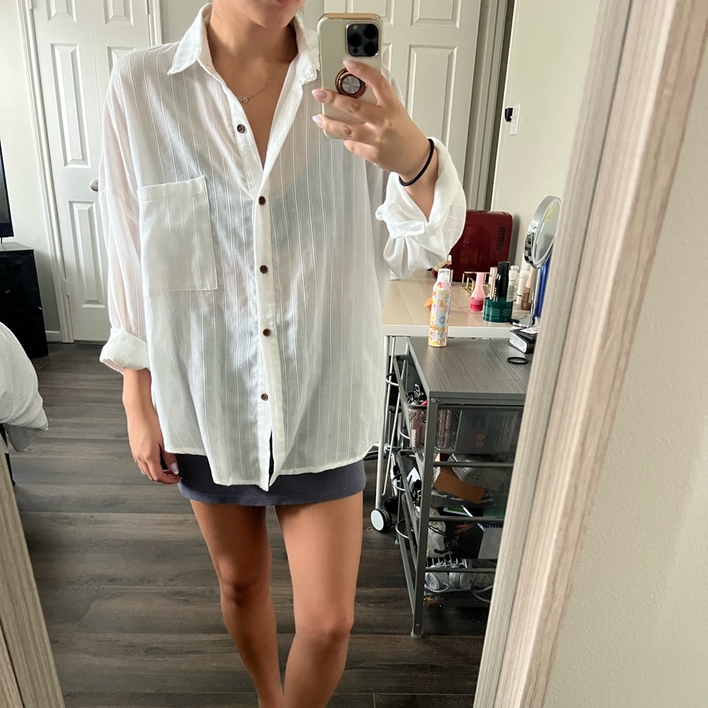 Princess Polly, white button down, size 6